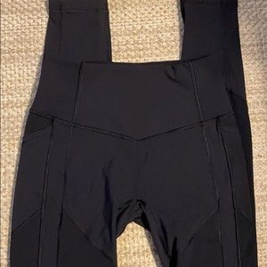Lululemon leggings size 6